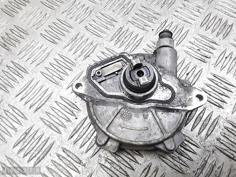 Купить 2011 mercedes b class насос вакуумная тормоза 2000cdi