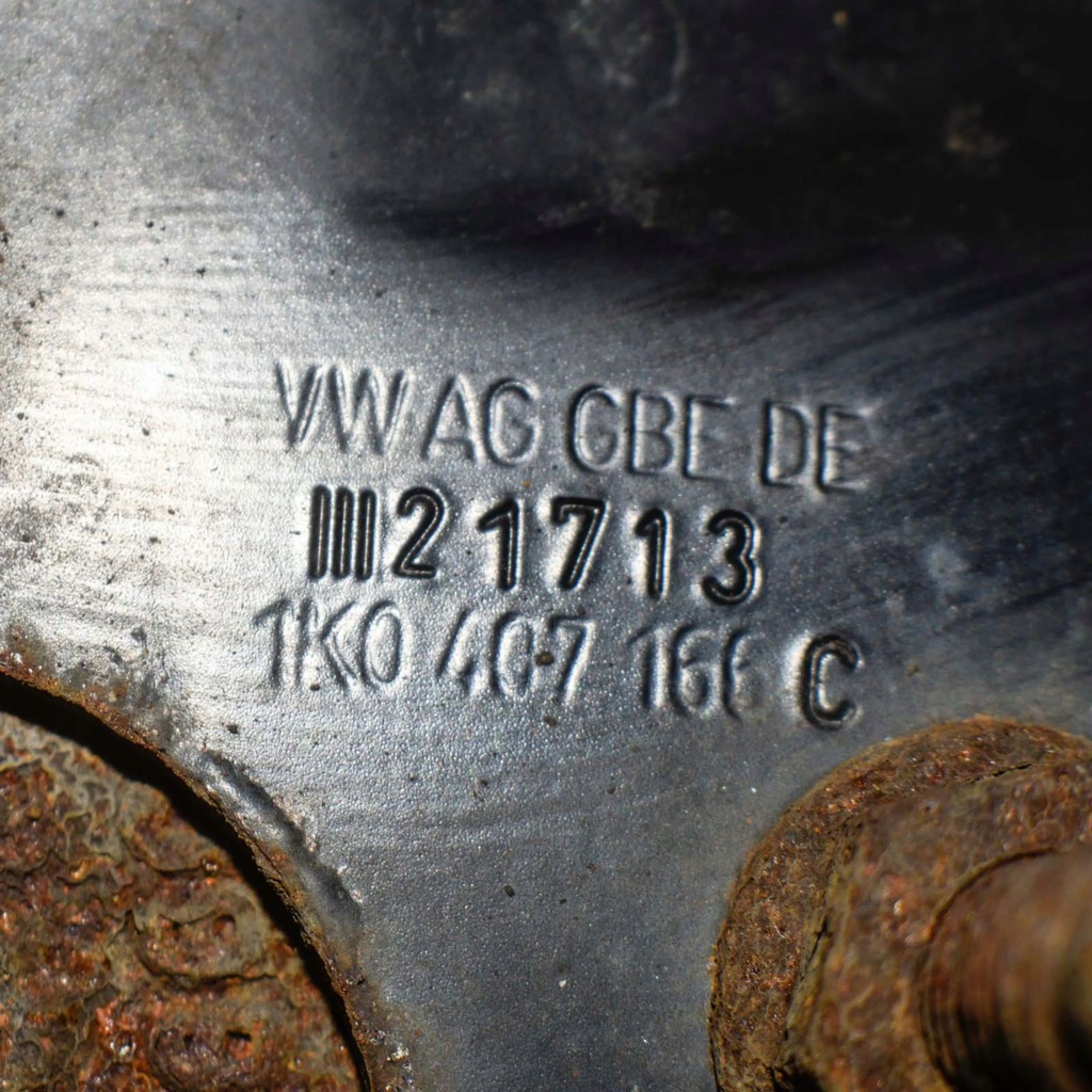 фото №9, Volkswagen tiguan 2013 правая сторона нижний рычаг передний