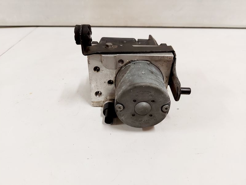 фото №9, Bmw 7 e65 4.4 v8 насос abs 6766847