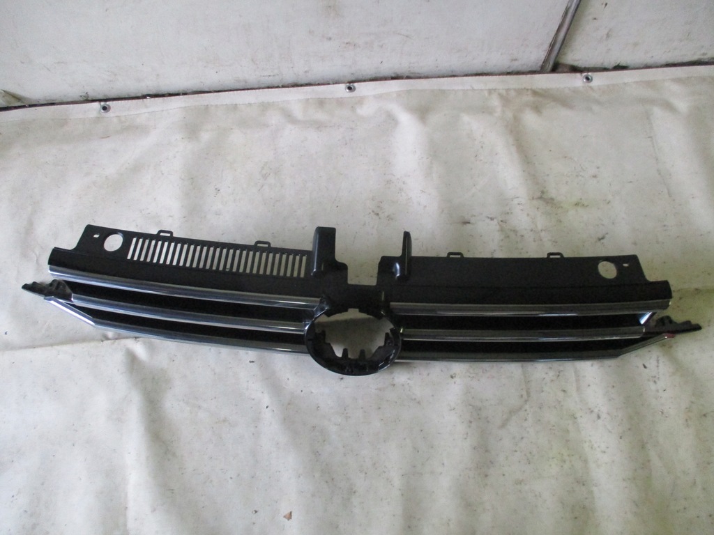 фото №10, Решітка радіатора, решітка радіатора vw touran 5ta