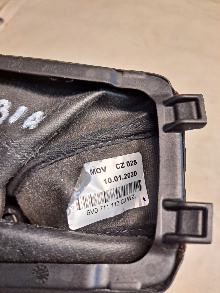 фото №11, Ручка чехол переключения передач 6v0711113cj fabia iii lift