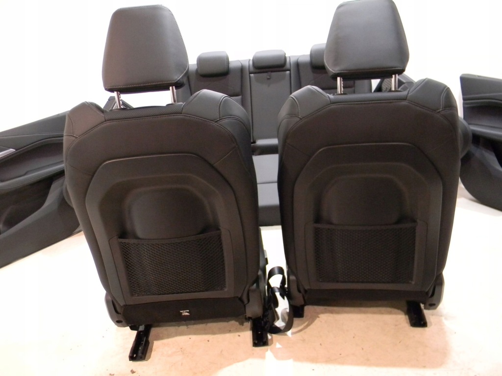 Комплект сидений bmw 2 active tourer u06 c01321 Доставка