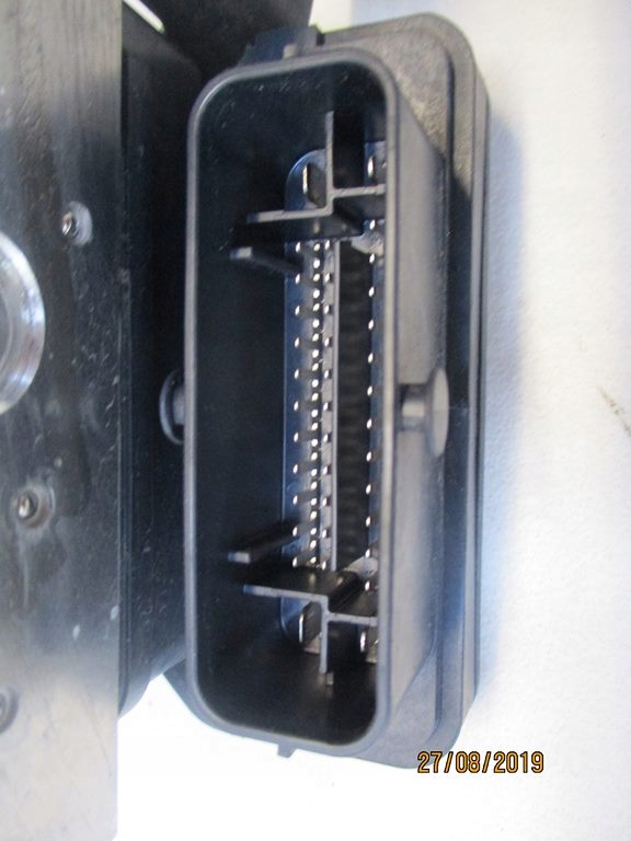 Насос гальмівна abs renault twingo iii 1.0 в Україні