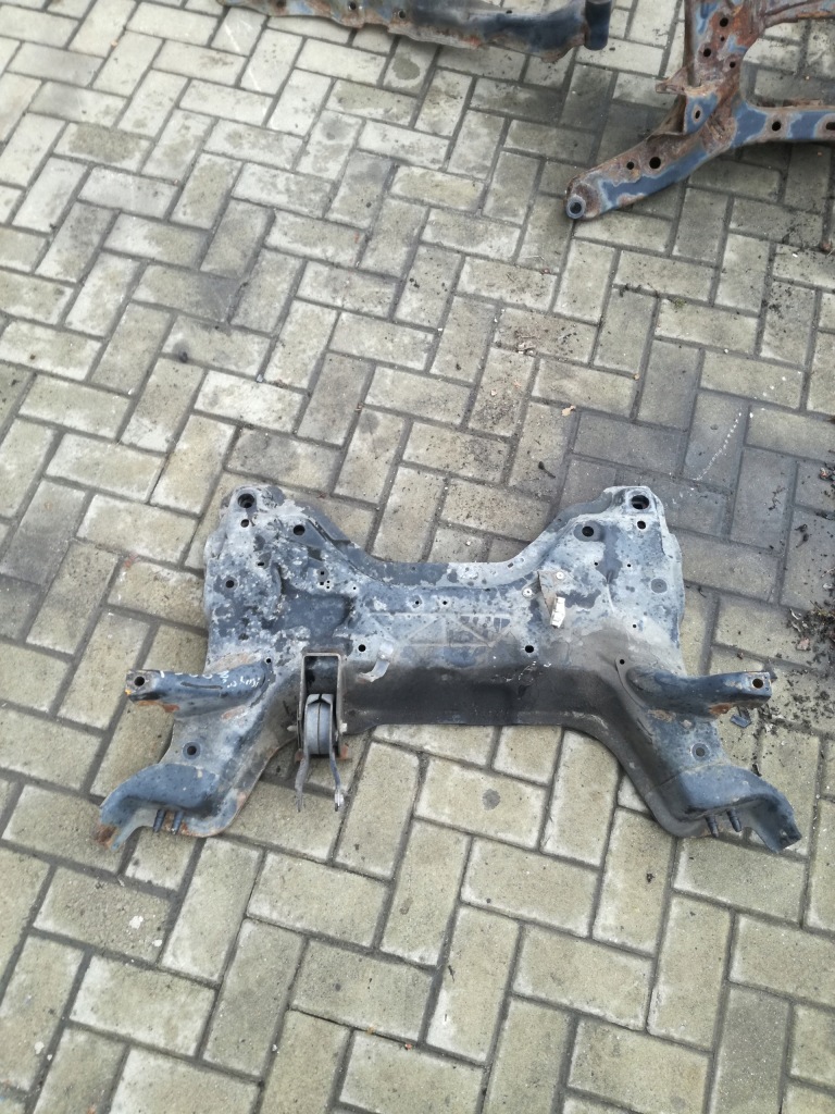 фото №1, Peugeot 3008 i 2009 - 2016 rok балка подвеска перед подрамник pod двигатель