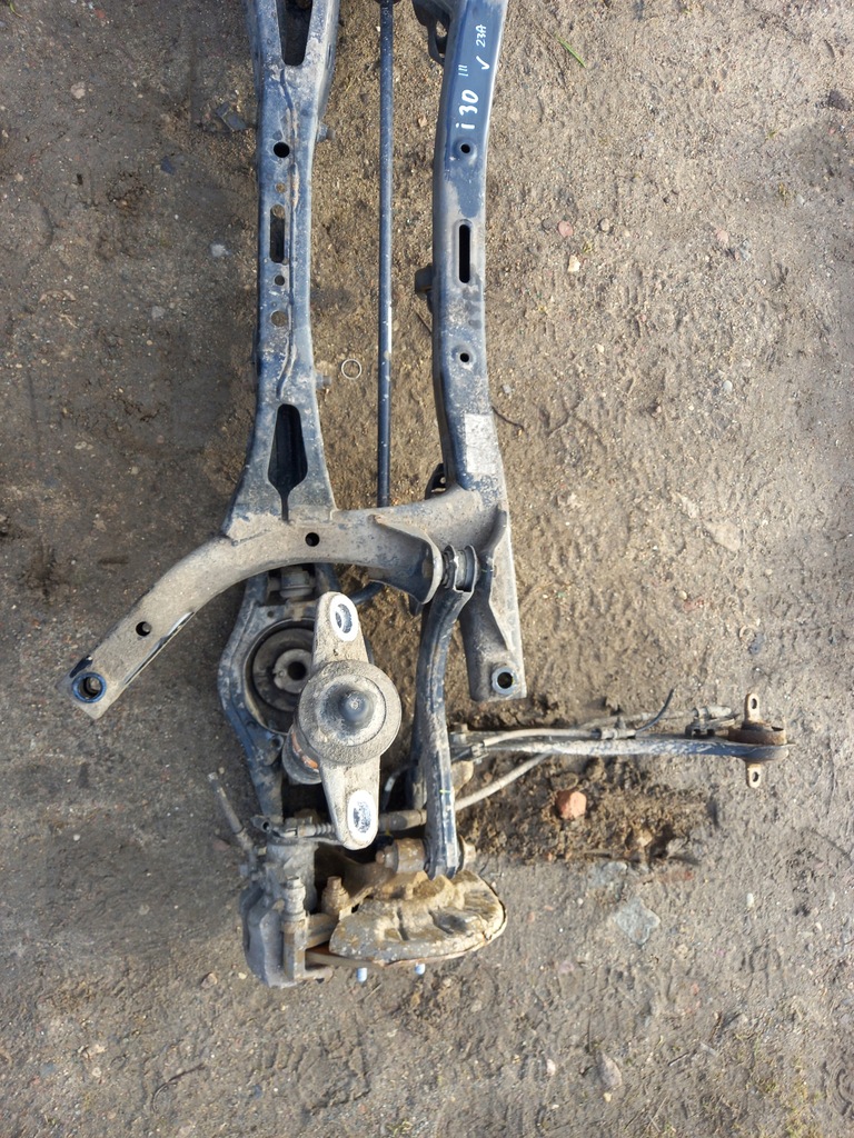 фото №4, Балка задняя oś подвеска задняя hyundai i30 iii