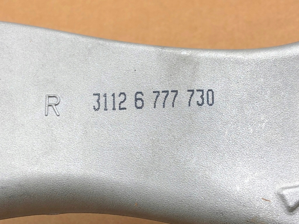 фото №8, Важіль 6777730 oś передня права do bmw 7 f01 f02 alpina 5 gt f07 lift