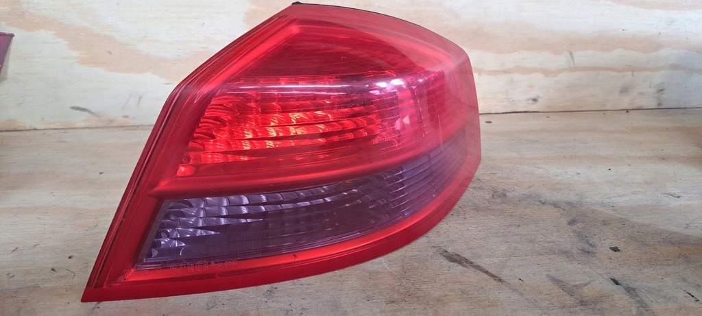 фото №1, Лампа задняя правая renault vel satis 8200014360