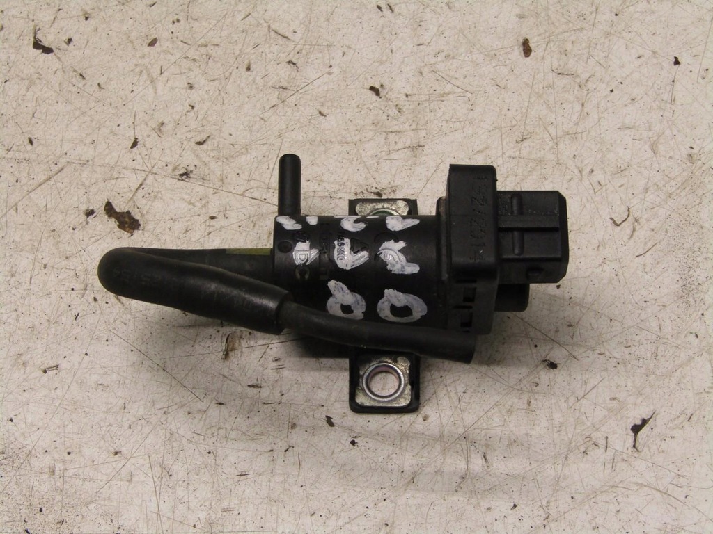 фото №1, Nissan оригинальный номер 8200762162 клапан вакуумa