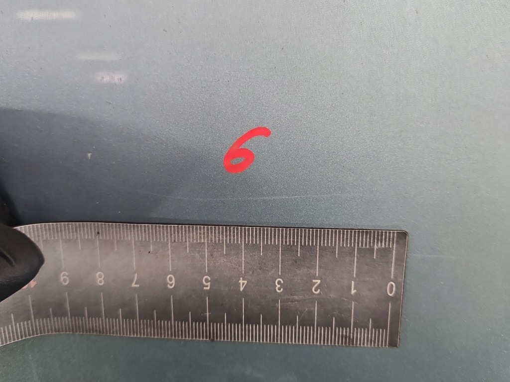 Капот передняя mitsubishi carisma рестайлинг  99-04 серебристый Киев