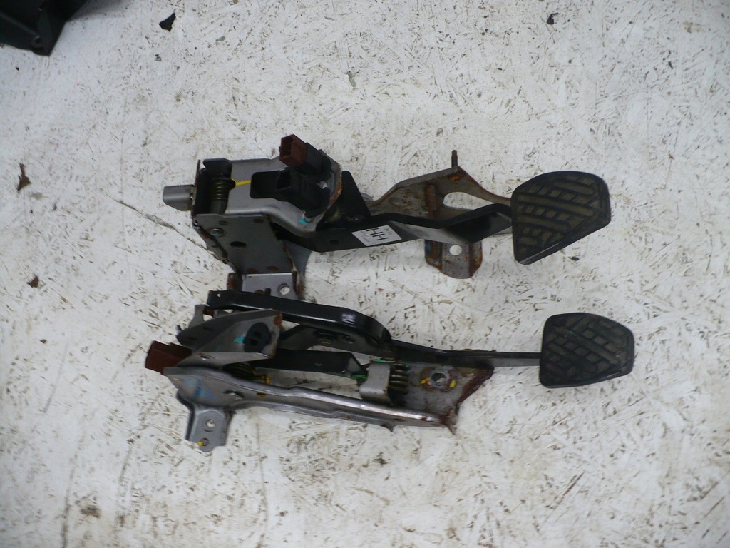 фото №1, Renault koleos i педаль тормоза