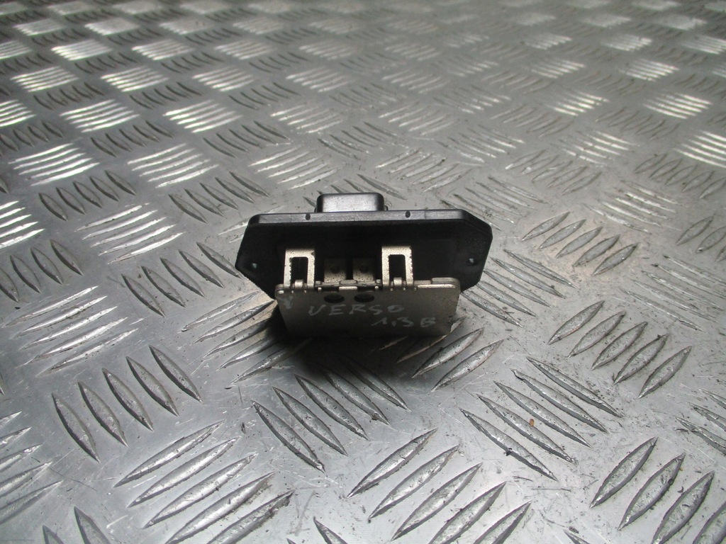 фото №1, Резистор резистор вентилятор toyota yaris verso