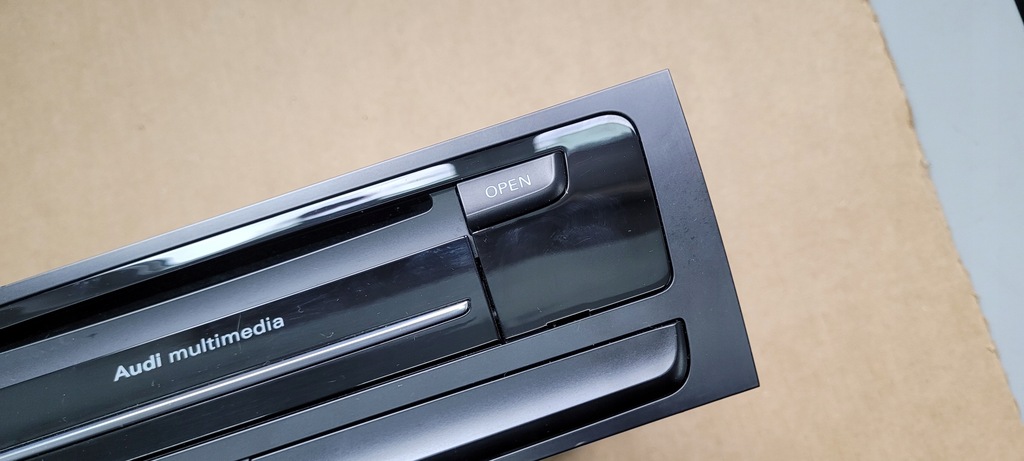 фото №5, S4 b8 lift a4 считыватель навигации mmi 3g+ 8r1035746b a5 q5