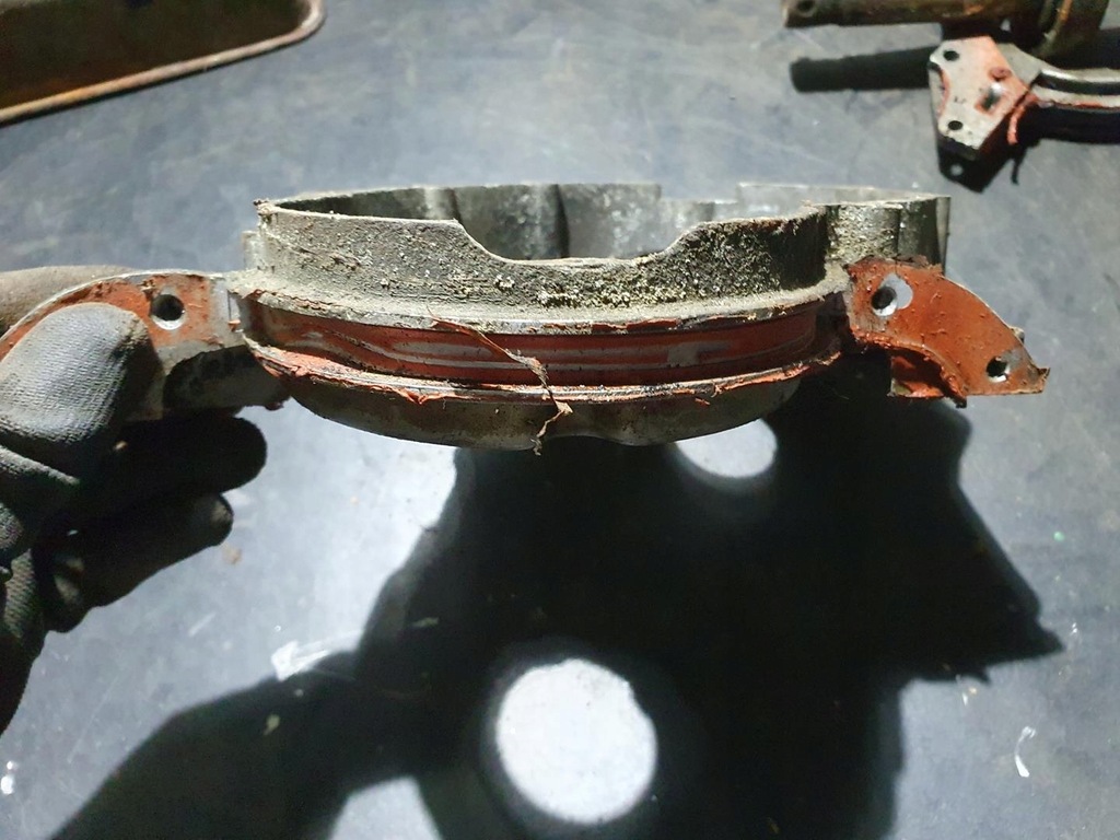 фото №5, Кришка корпус розподільного валу polonez 1500