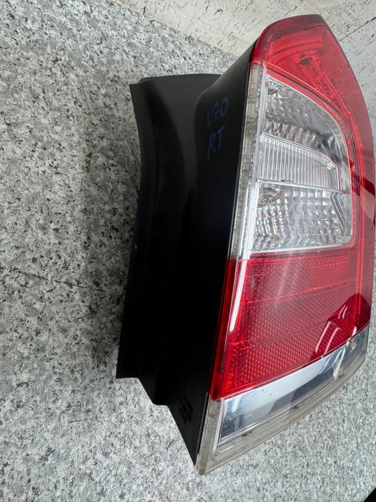 фото №3, Лампа правый задняя volvo v70 iii 2012- lift