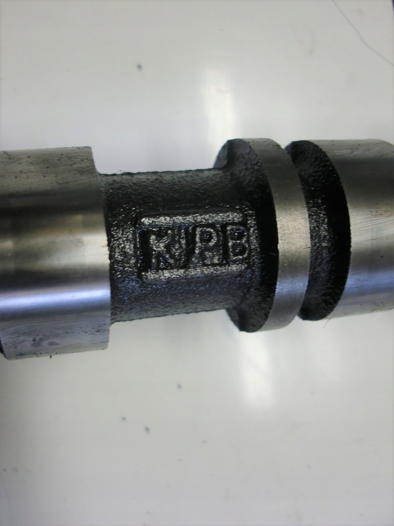 фото №5, Lexus is220 2.2 d-cat вал розподільного валу