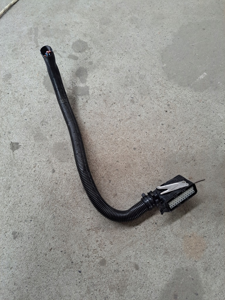 фото №1, Штекер колодка электропроводка насоса adblue renault dxi volvo fh fm fe fl iveco