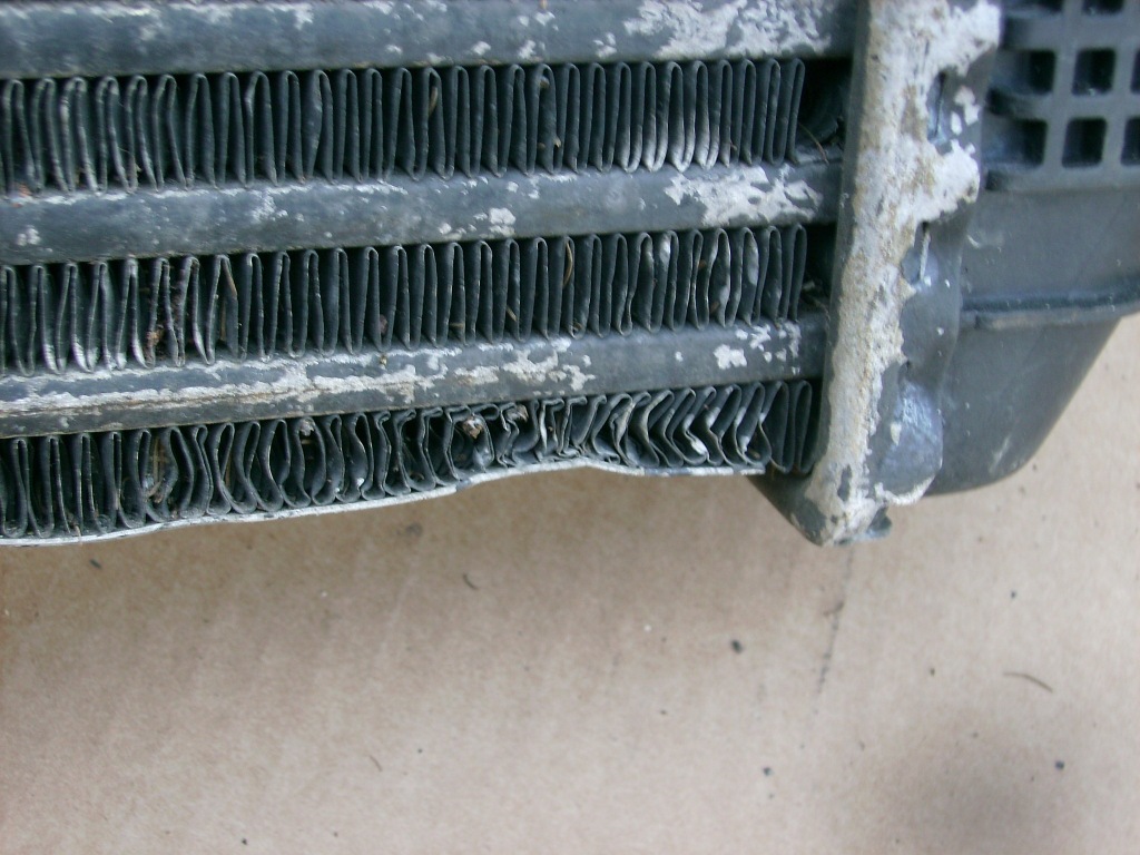 Интеркулер радиатор воздуха nissan cabstar 2.5 d Киев