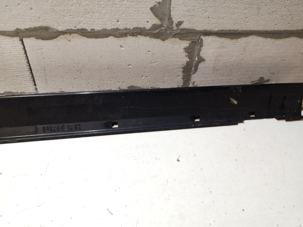 фото №6, Молдинг порог правая outback iv 09-