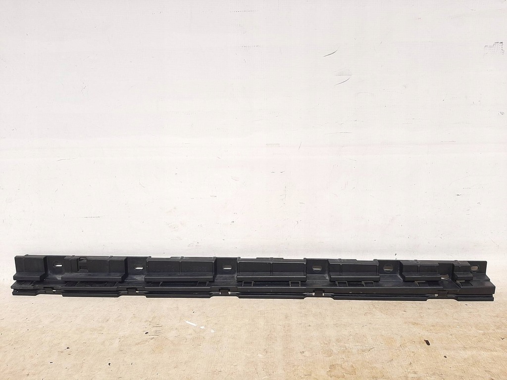 фото №1, Кронштейн направляющая порог левая bmw 5 f10 f11