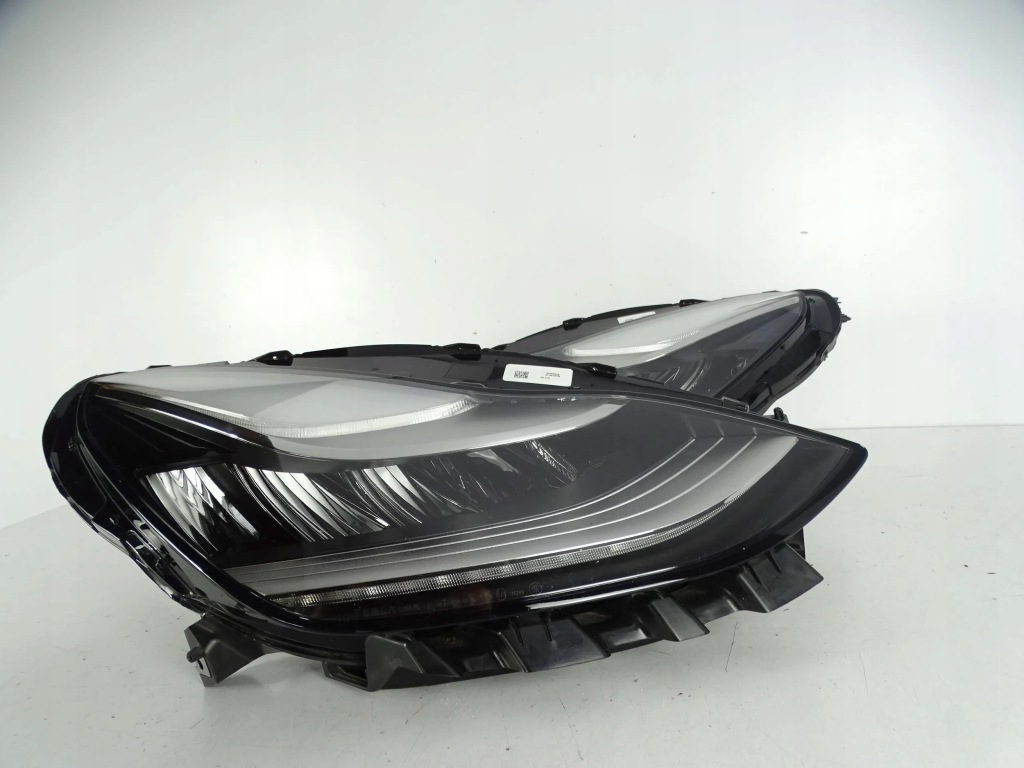 Купить Фара перед передняя правый  tesla 3 full led