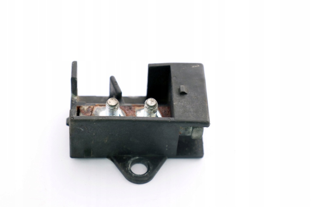 Купить Bmw e34 z4 e85 основание клеммы плюсовой plus