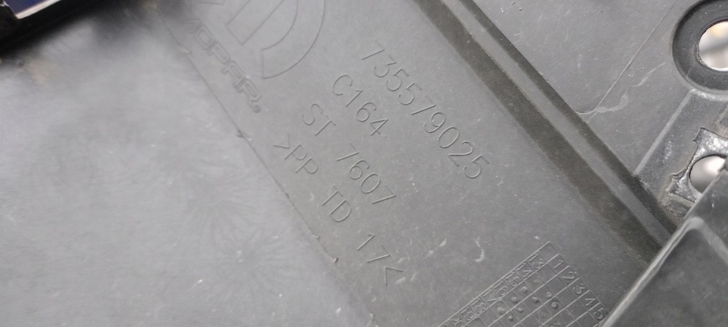 фото №11, Бампер перед передний jeep renegade 14-18rok 735579025 c164 st7607 оригинал