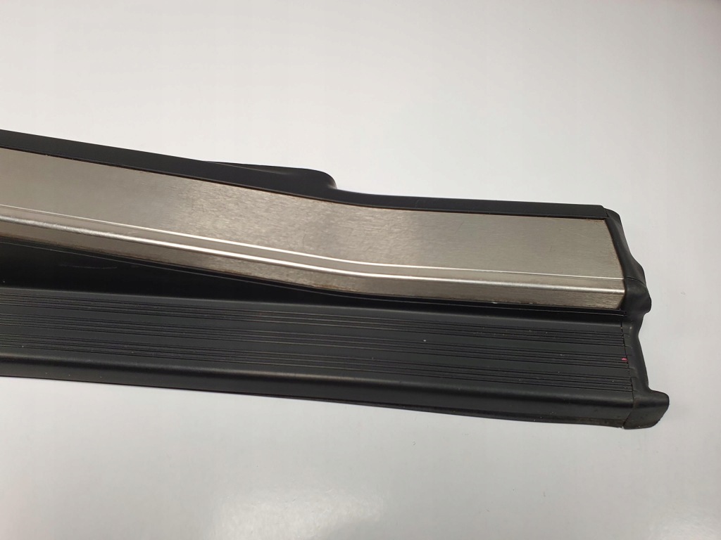 фото №3, Молдинг накладка поріг правий задня mercedes w140