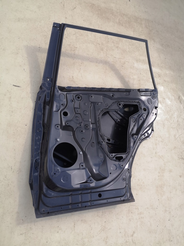 фото №9, Дверь правое задняя задние toyota rav4 v 5