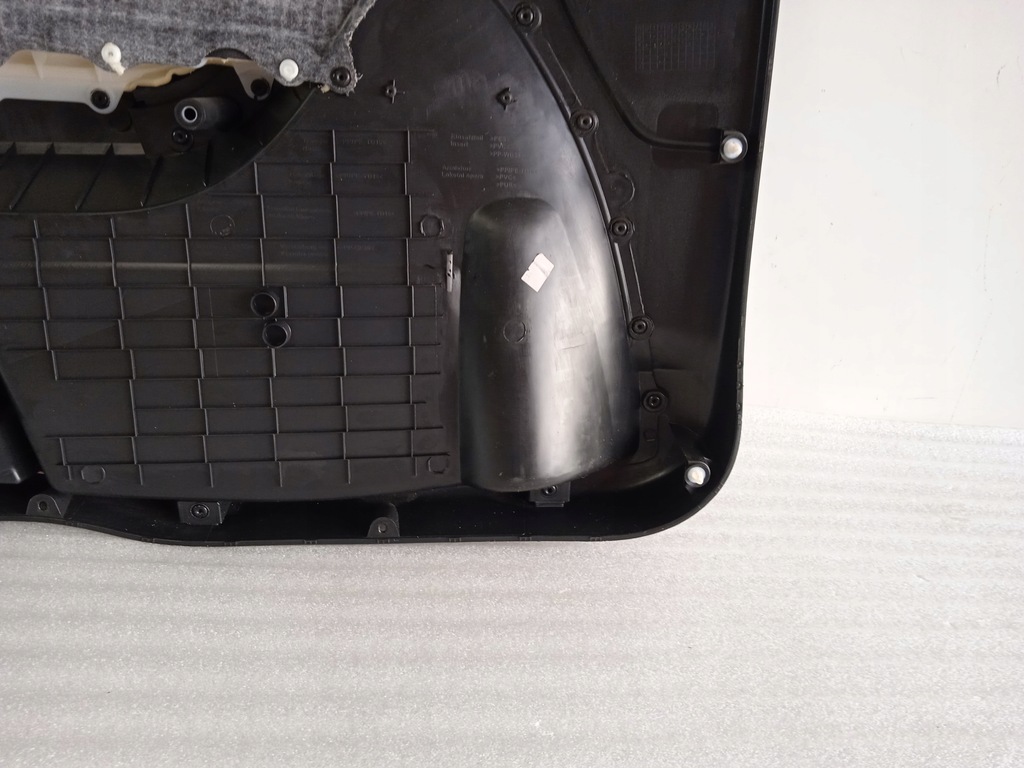 фото №9, Skoda yeti оббивка двері правий перед 5l1867012