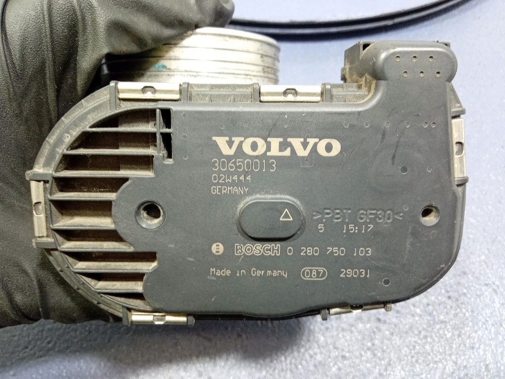 Volvo s80 1 рестайлінг  2.9 r6 196km дросельна заслінка 30650013 b6294s2 Київ