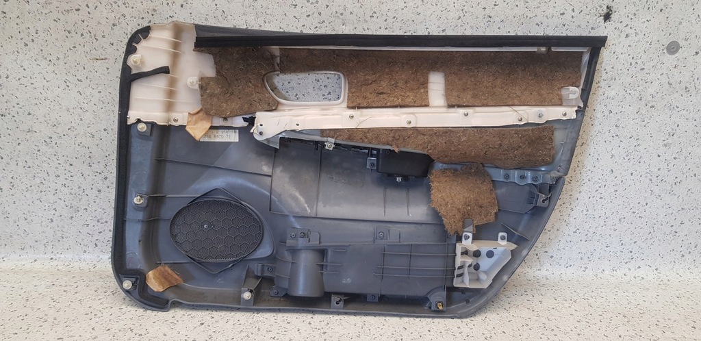 фото №2, Обшивка оббивка двері лівий перед mazda 6 gg gy