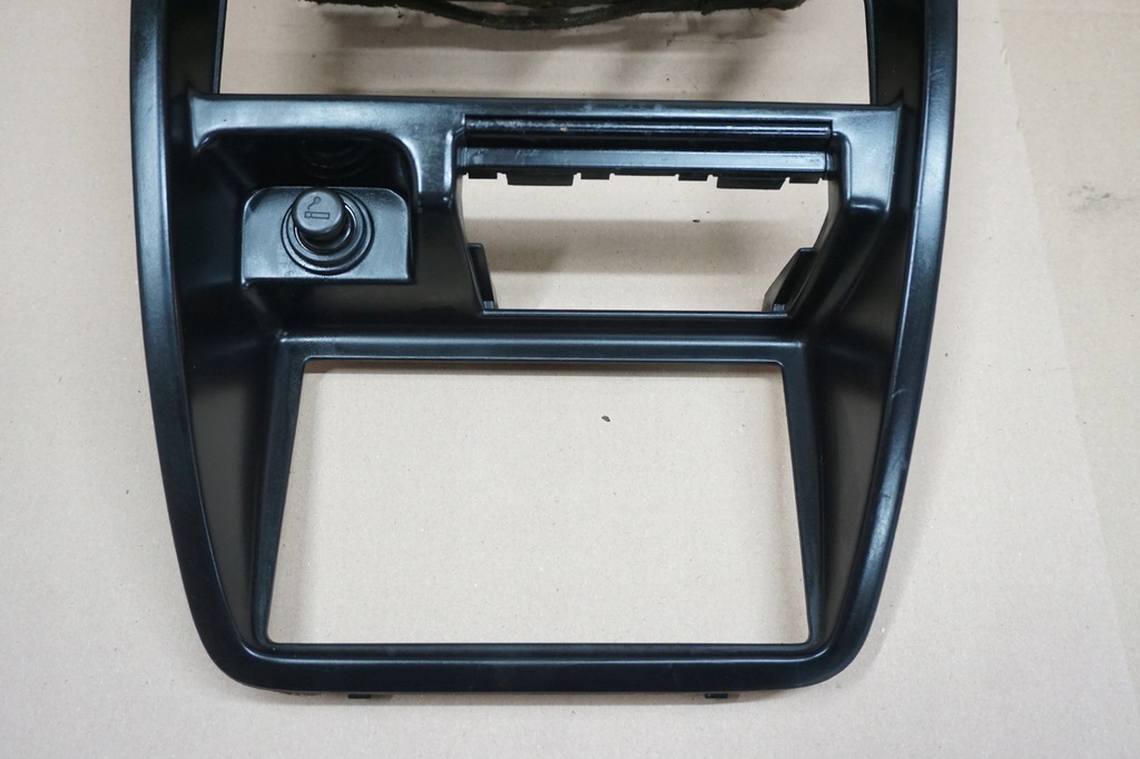 фото №5, Nissan navara d21 king cab рамка корпус панелі панель середній