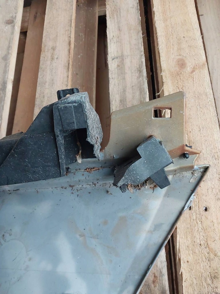 фото №9, Решётка радиатора бампера перед передний peugeot 1007 9646173877