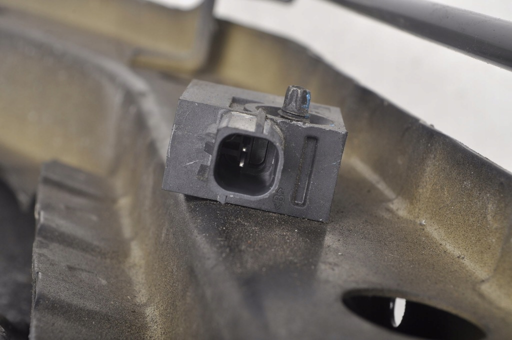 фото №7, Chevrolet orlando pas передний усилитель