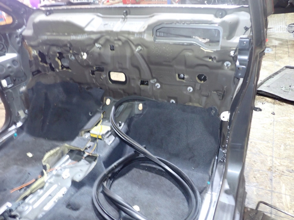 фото №5, Mitsubishi colt vi z30 02- 5d четверть перед правая передняя лонжерон