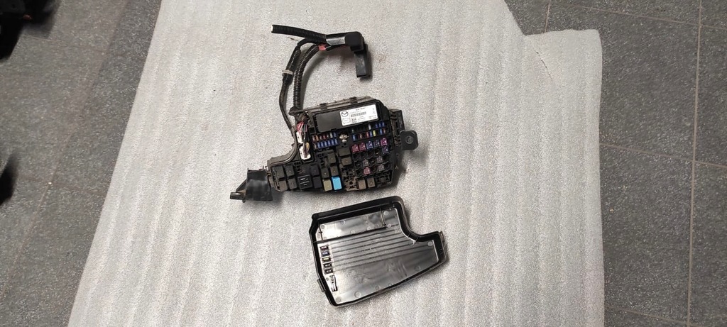 фото №4, Mazda 6 коробка предохранителей rok 2017