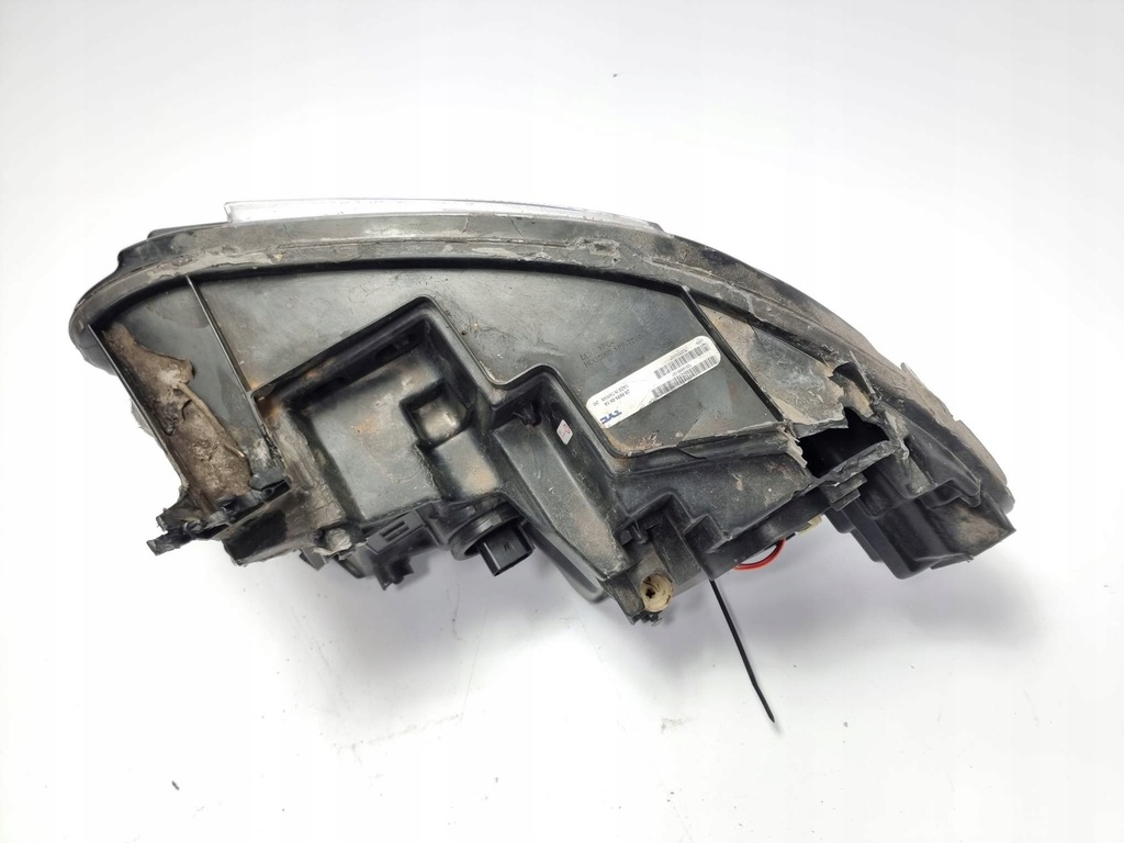 фото №7, Лампа правая перед tyc dodge charger