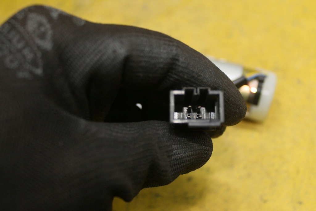 фото №6, Моторчик сиденье левый перед audi a8 d3 8515400