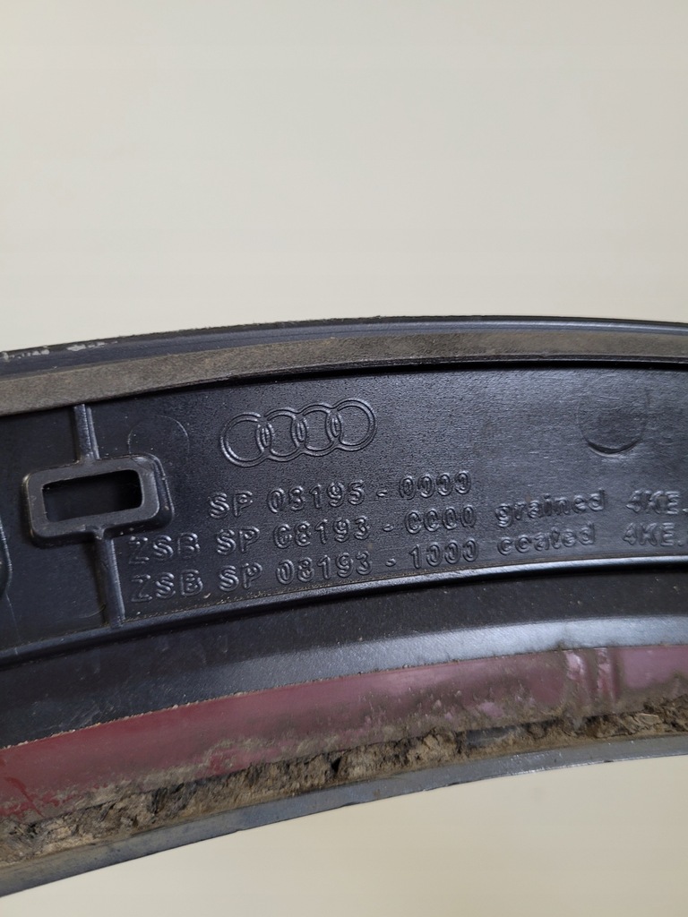 фото №11, Audi 4k 4ke etron молдинг крыла левый перед накладка na крыло 4ke853717