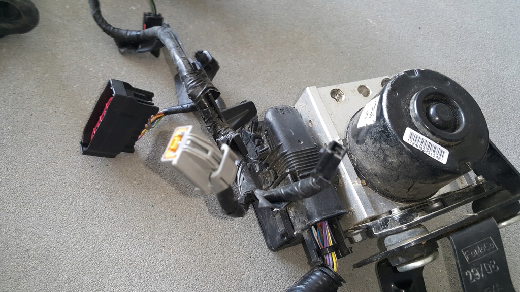 фото №5, Электропроводка электрическая+ насос abs ford fiesta mk 7