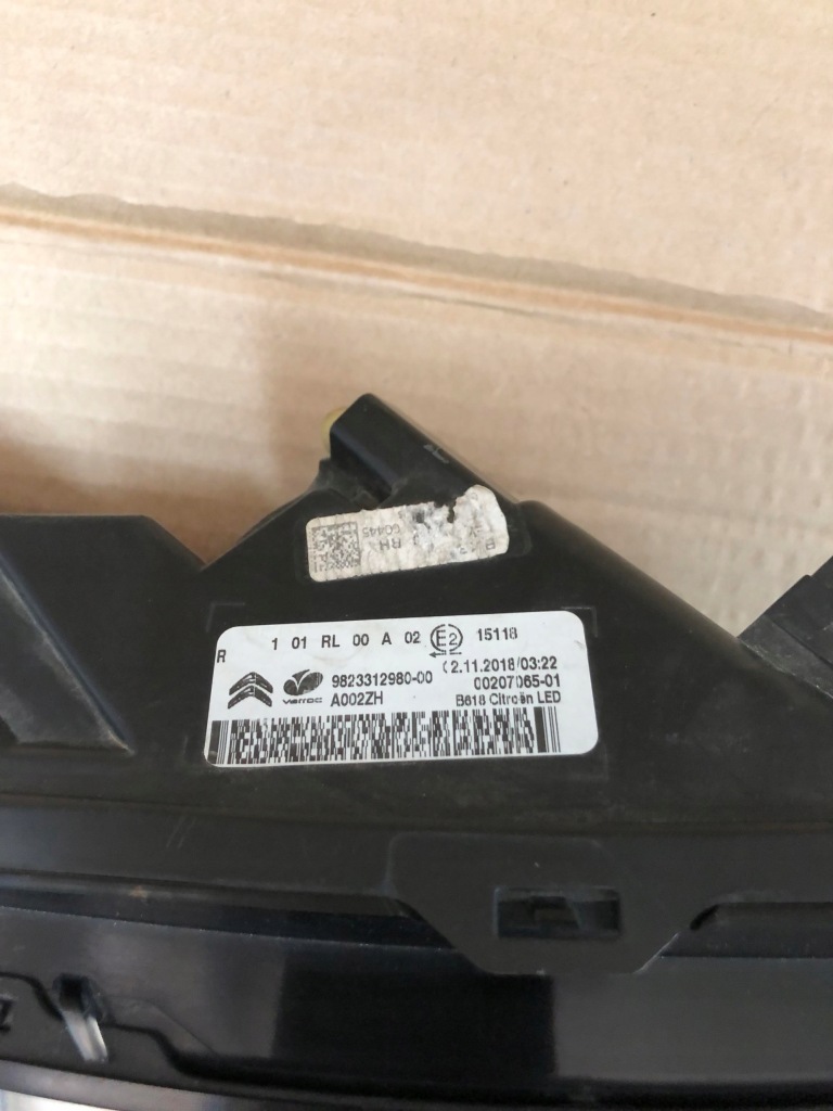 фото №3, Citroen c3 iii 2016- лампа права led drl 9823312980