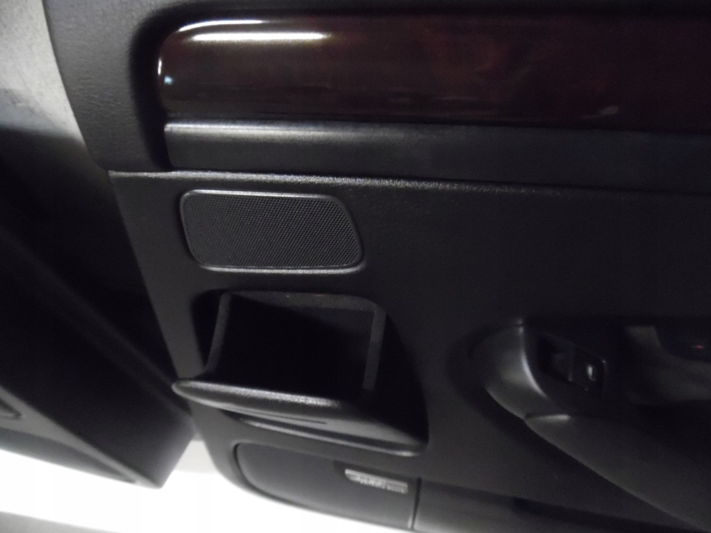 фото №13, Audi a8 d3 long обшивка задняя