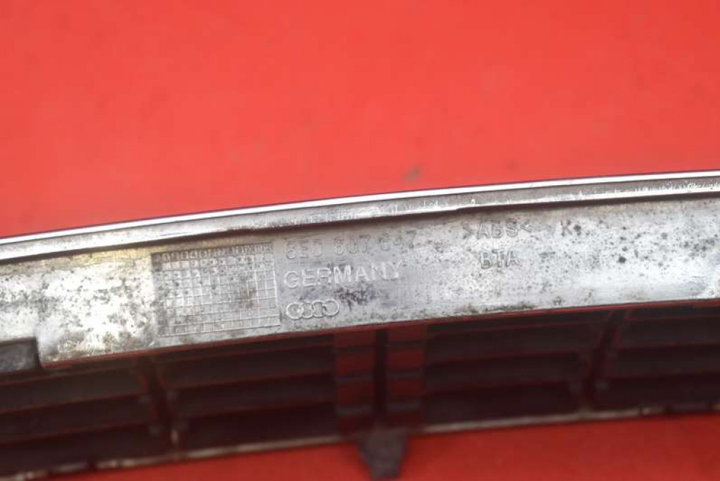 фото №6, Решітка бампера середня 8e0807647 audi a4 b6 00-05