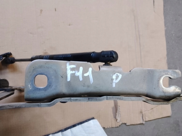 фото №7, Bmw f11 петля патрон капот правый 7263056