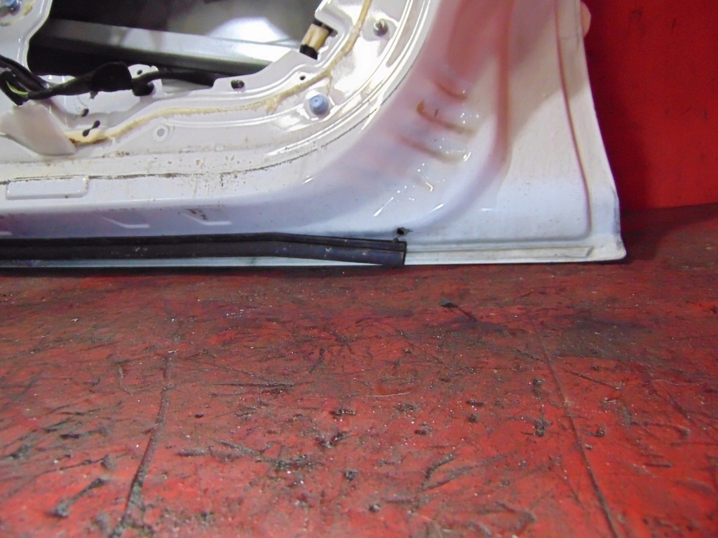 фото №12, Peugeot 207 hb 5d дверь правое перед передние ewpb