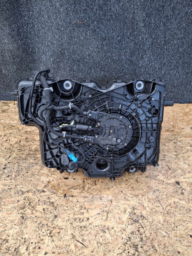 фото №1, Renault master iv бак, насос adblue 204629323r
