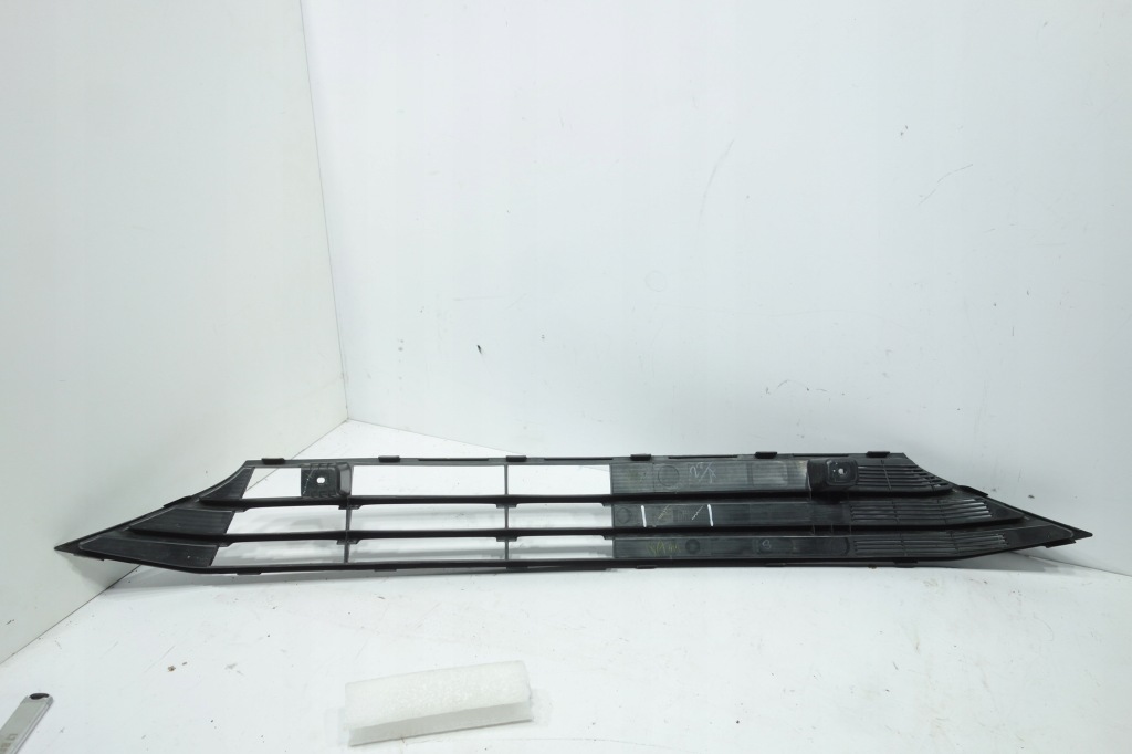 фото №2, Решітка бампера mitsubishi space star 2020 20