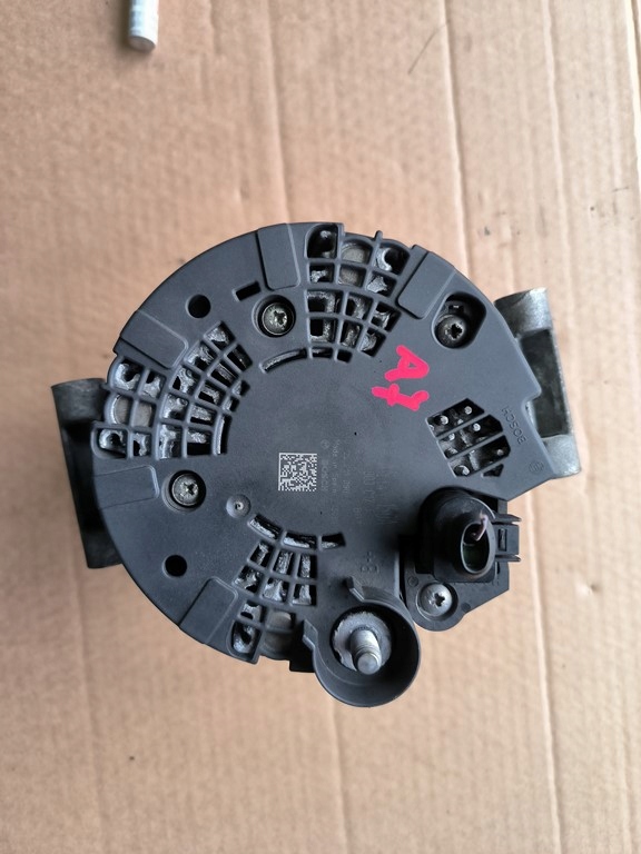 Audi a4 a5 q5 1.8 2.0 tfsi генератор 06h903017t в Украине