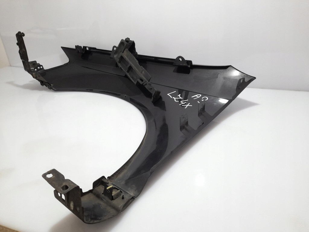 фото №16, A3 8p 2011r lift sportback крила передній правий перед lz4x amethystgrau