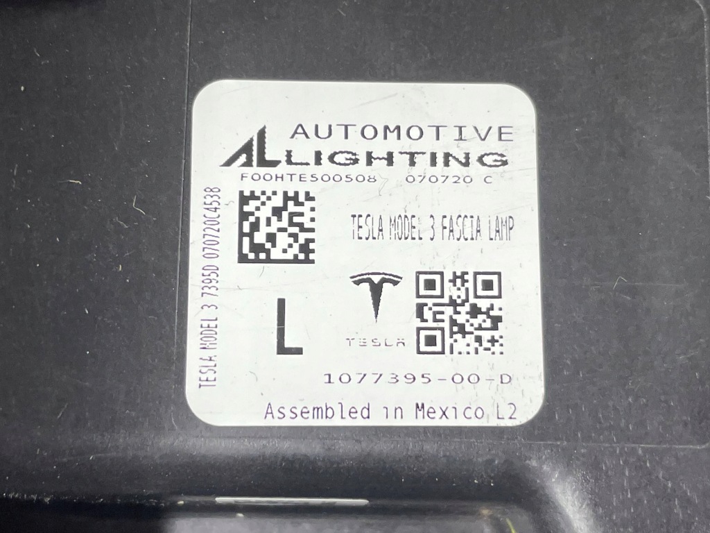 Оригінал tesla model 3 3 2017- лівий протитуманна фара led фара drl ліва lh Зі Шроту